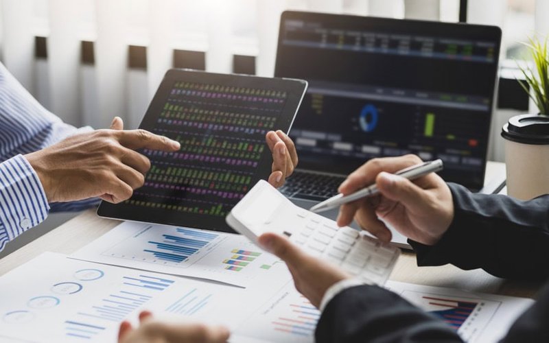 Active fund managers face rising challenges but could find relief in passive funds