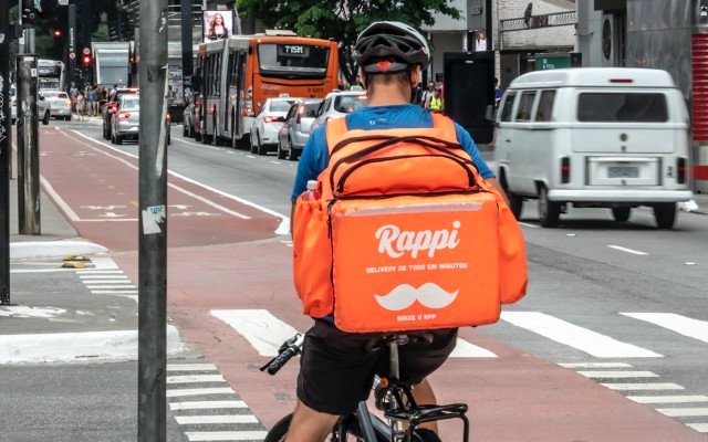 Adveritas reports upgraded contract terms with Rappi and MUV