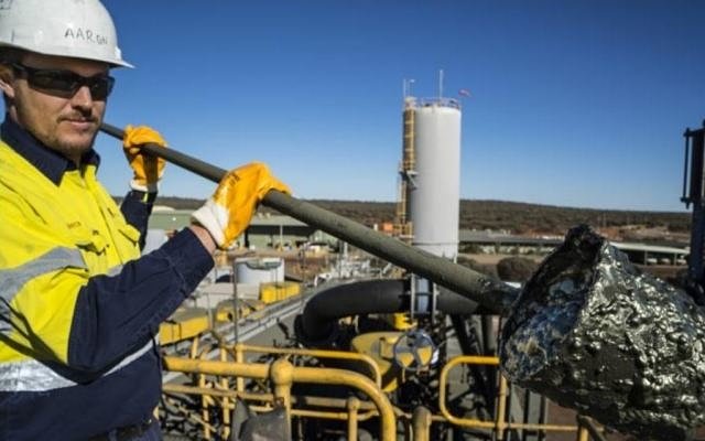 Alchemy Resources and Sandfire uncover gold and copper along strike of DeGrussa mine