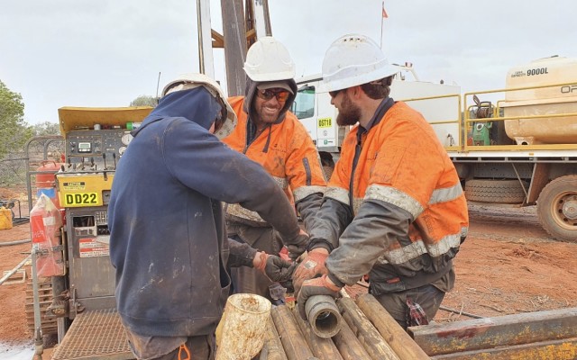 Aldoro Resources hits massive sulphides at Narndee, expands regional footprint