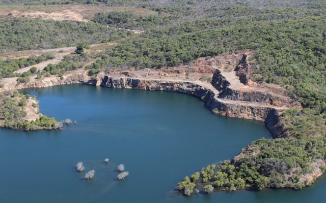 Alice Queen and St Barbara kick off gold drilling early on Horn Island