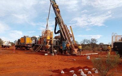 Alto Metals raises $5m to advance exploration at Sandstone gold project