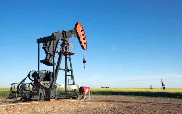 American Patriot Oil & Gas bolsters revenue after acquisition spree