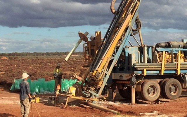 Anglo Australian more than doubles mineralised footprint at Mandilla gold discovery