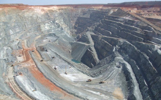 Aston Minerals discovers broad nickel zones at Edleston gold project