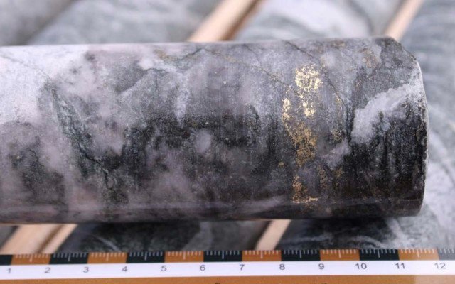 Aston Minerals hits visible gold at recently acquired project in Canada