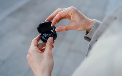 Audeara strengthens Asian presence with Clinico healthy hearing earbuds contract