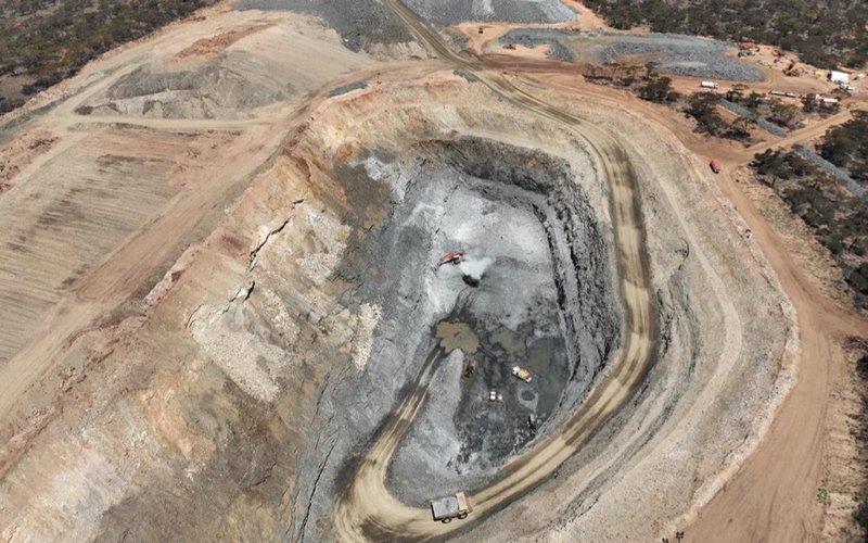 Auric Mining begins processing ore at Three Mile Hill for Jeffreys Find gold project