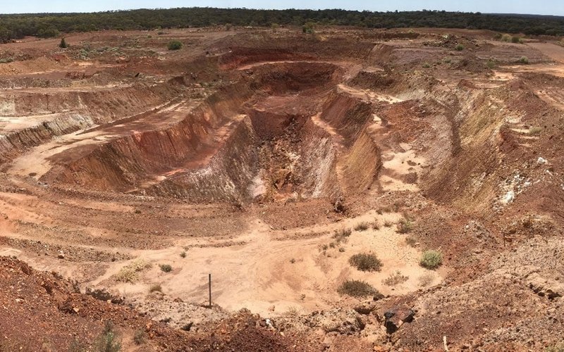 Aurumin raises capital and clears debt, sets stage for Sandstone gold project expansion