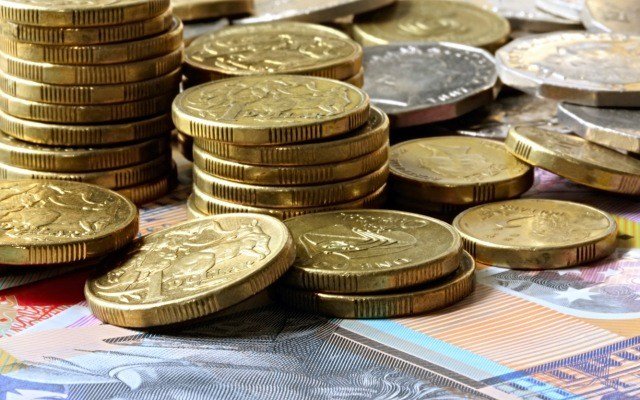 Australian dollar hits 10-year low with further downside risk forecast