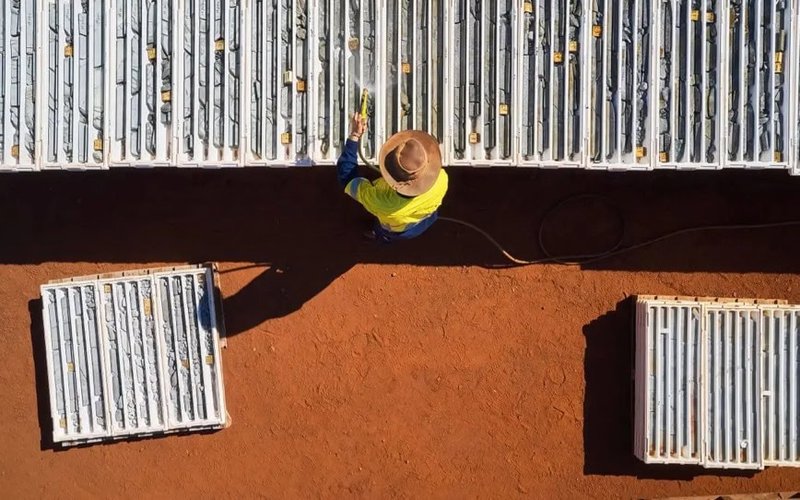 Australian government backs De Grey Mining with $150m loan for Hemi gold project