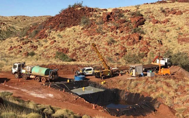 Azure Minerals discovers near-surface nickel-copper sulphide zone at VC-07 within Andover