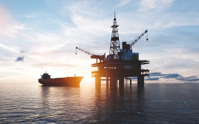 Big-name investors, politicians embracing oil and gas, as price tipped to surge