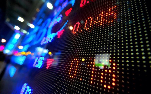 Weekly review: big US slump smashes Aussie stocks lower