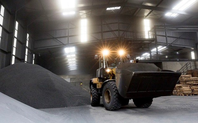 BlackEarth Minerals inks deal with major German graphite products supplier to automakers