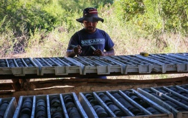 BlackEarth Minerals unearths thick, high-grade graphite at Maniry, ahead of maiden resource