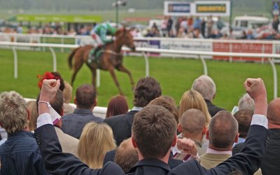 BlueBet and betr join forces to create competitive new wagering service