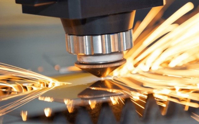 BluGlass secures initial orders for new commercial laser products