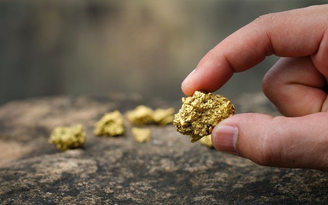 BMG Resources raises funds for transformational move into gold exploration
