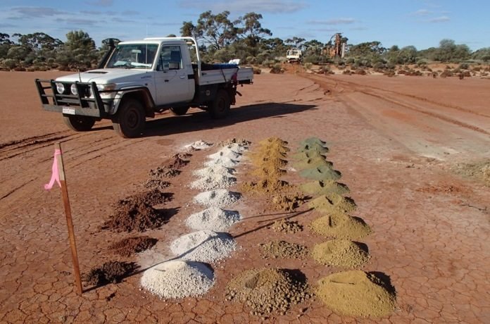 Breaker Resources discovers more shallow gold at Lake Roe