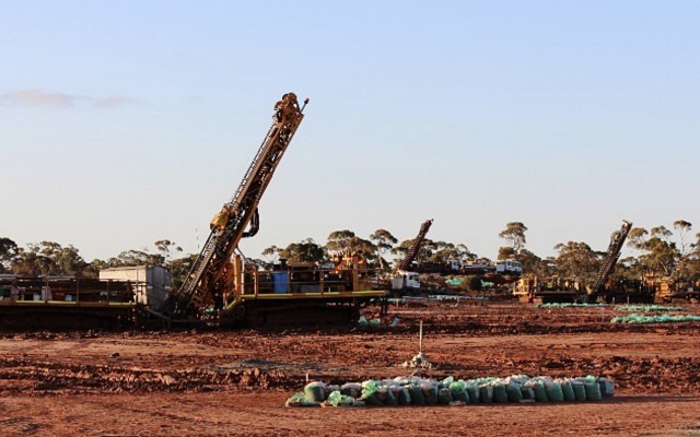 Breaker Resources strikes high grade and wide gold at Bombora