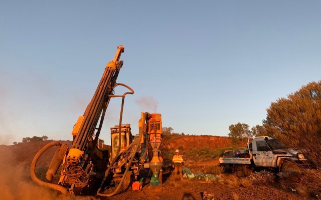 Bryah Resources and OM Holdings begin drilling at Horseshoe South manganese mine
