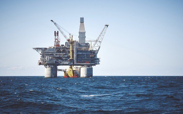 Carnarvon Petroleum and Quadrant Energy JV makes offshore light oil discovery