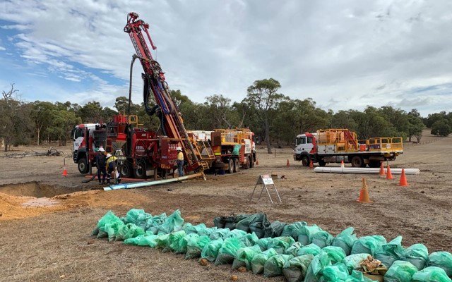 Chalice hits high grade nickel, copper and PGEs with first drill hole at Julimar