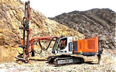 Challenger Gold Signs Key Contract, Completes First Production Blast at Hualilán Project in Argentina