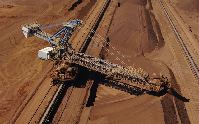 China would be shooting itself in the foot if it bans Australian iron ore