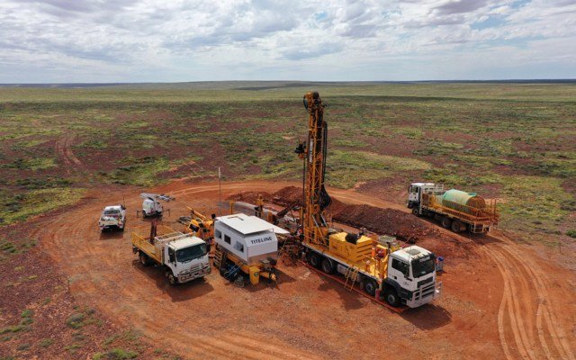 Coda Minerals and Torrens Mining JV hits intense iron oxide-copper gold at Emmie Bluff Deeps