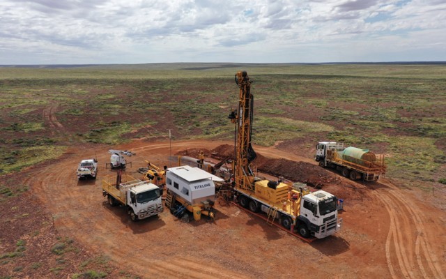 Coda Minerals and Torrens Mining JV hits intense iron oxide-copper gold at Emmie Bluff Deeps