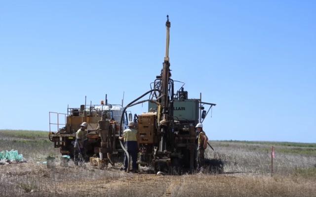 Comet Resources boosts Eastern Zone strike discovery at Springdale