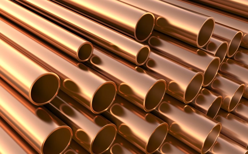 Copper prices swing amid positive economic forecasts and Chinese smelting concerns