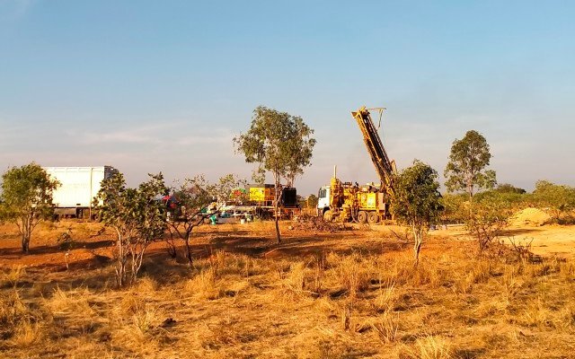 Drilling at Fountain Head gold project highlights new areas of open mineralisation for PNX Metals