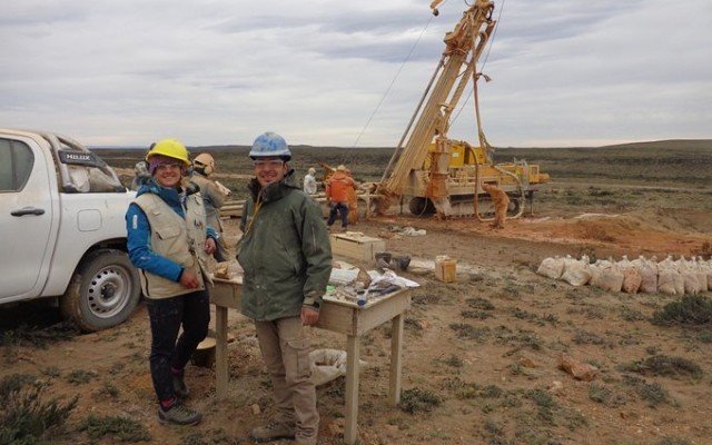 E2 Metals unearths bonanza gold and silver at Mia prospect