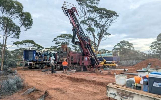 Early lithium drilling success for Alchemy Resources at Karonie