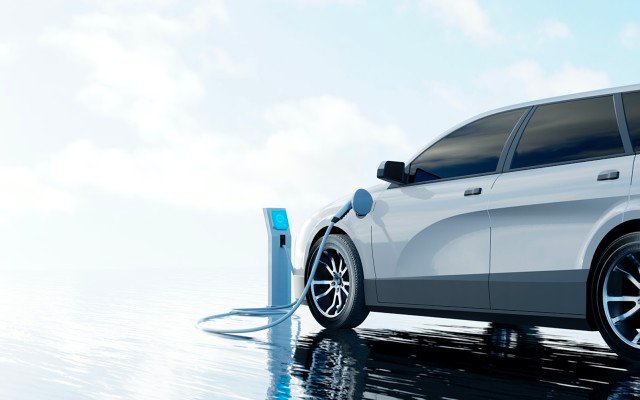 Electric vehicles: Biden sets 2030 goal, BMW trebles sales, Tasmania throws support — and Jeremy Clarkson warns