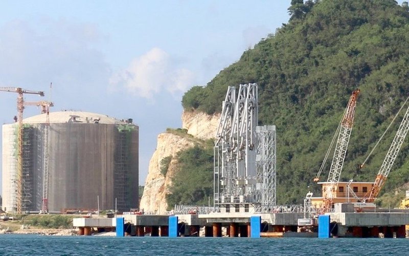 Energy World Corporation Secures $659m from Shareholders in Key Refinancing Deal