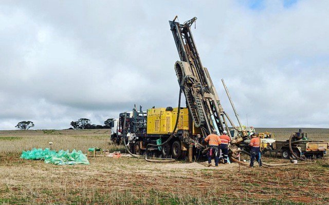 Explaurum’s board gives green light for Alkane Resources ‘strategic alliance’