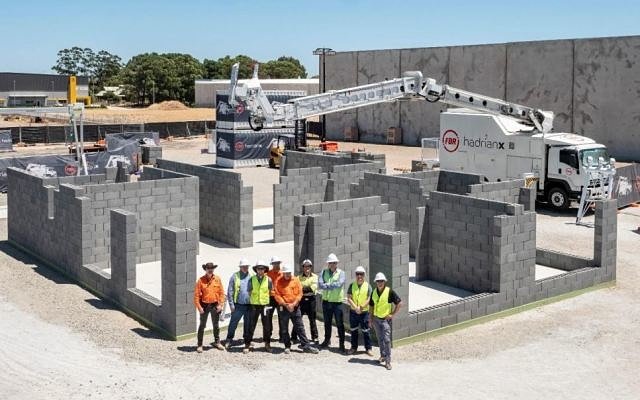 FBR builds first outdoor home using Hadrian X robot
