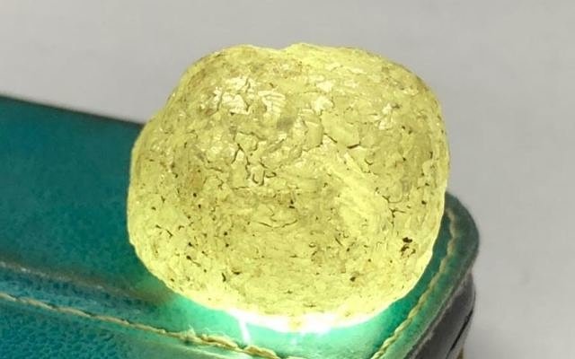 Frontier Diamonds uncovers huge 111ct gem at Bellsbank