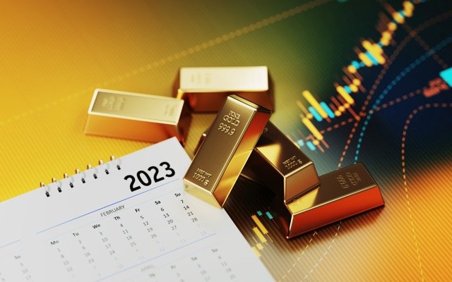 Gold 2023 — can it breakout at last?