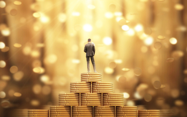 Gold outshines battery metals at Diggers & Dealers with bullish outlook, despite cautions