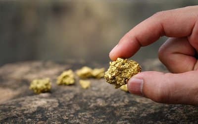 Gold surge revives interest in historic stockpiles for rapid returns
