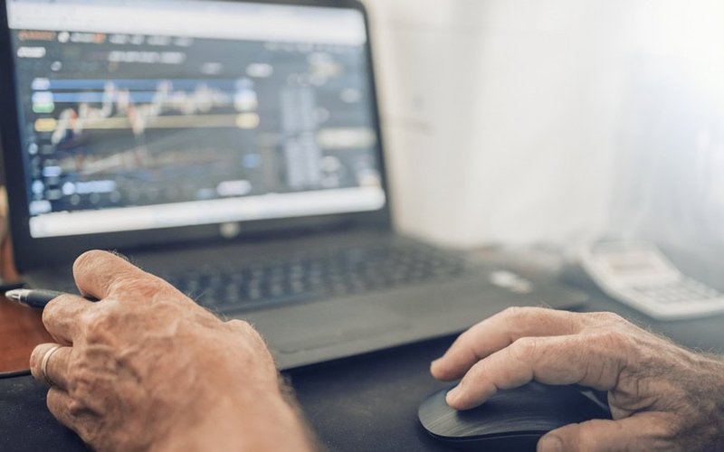 How to invest like a Boomer in 2025