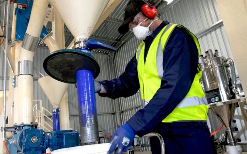 International Graphite strengthens funding for mine-to-market supply strategy with $2m WA grant