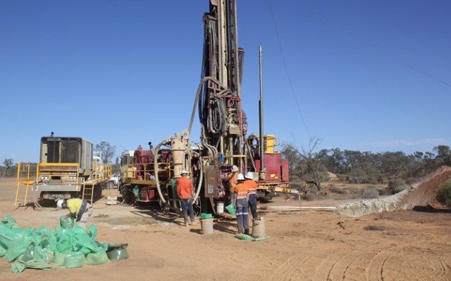 Investigator Resources improves recoveries from Paris silver project