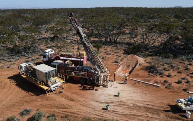 Investigator Resources’ latest Paris assays outstrip previous ‘eye watering’ silver results