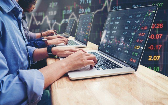 The week in Small Caps: Isentia nabs Yahoo7 CEO, SportHero scores world cup glory, Six Sigma and Bryah ready to drill